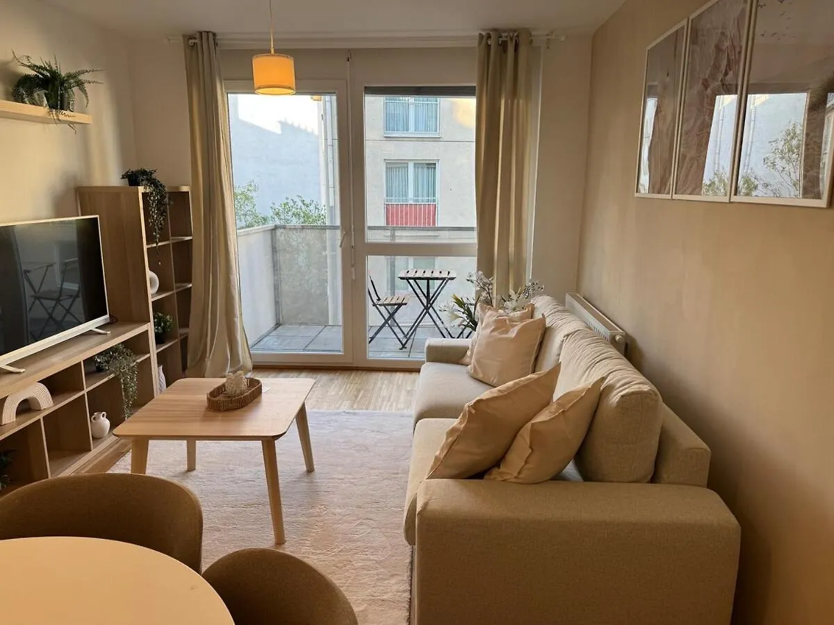 2Br, Balcony, Central, Danube, U6 & S-Bahn - Axara Housing Brn 38 비엔나