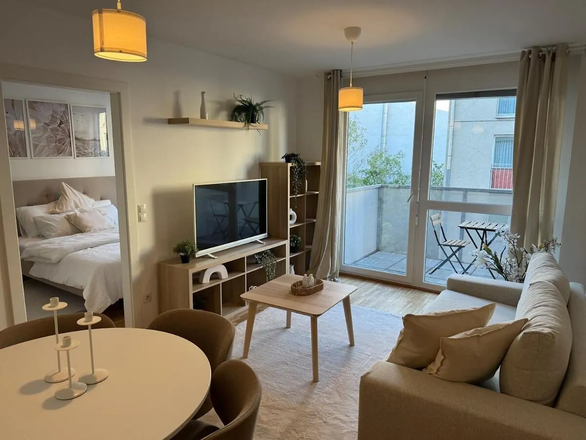 2Br, Balcony, Central, Danube, U6 & S-Bahn - Axara Housing Brn 38 비엔나