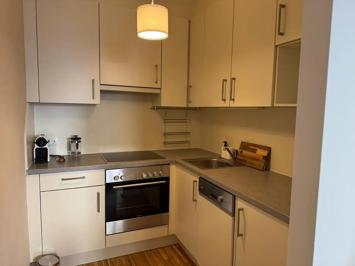 2Br, Balcony, Central, Danube, U6 & S-Bahn - Axara Housing Brn 38 비엔나 아파트